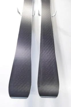 Stöckli STÖCKLI Axis Motion Damen-Ski Länge 149cm (1,49m) Inkl. Bindung! #897 -Ski Verkäufe P1160287 688x1030 1