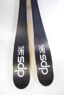DPS Alchemist A100 Freeride-Premium-Ski Länge 184cm (1,84m) Inkl. Bindung! #382 -Ski Verkäufe P1230473 688x1030 1