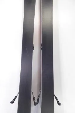 BLIZZARD Racing WS C Carving-Ski Länge 174cm (1,74m) Inkl. Bindung! #854 16 BLIZZARD Racing WS C Carving-Ski Länge 174cm (1,74m) Inkl. Bindung! #854 -Ski Verkäufe P1280051 688x1030 1