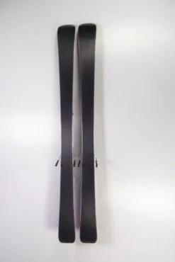 ROSSIGNOL Temptaion 75 Damen-Ski Länge 144cm (1,44m) Inkl. Bindung! #1160 -Ski Verkäufe P1300011 688x1030 1