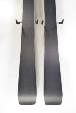 ATOMIC Cloud 9 Damen-Ski Länge 143cm (1,43m) Inkl. Bindung! #1418 -Ski Verkäufe P1320544 688x1030 1