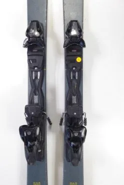 Titelseite -Ski Verkäufe P1340242 688x1030 1